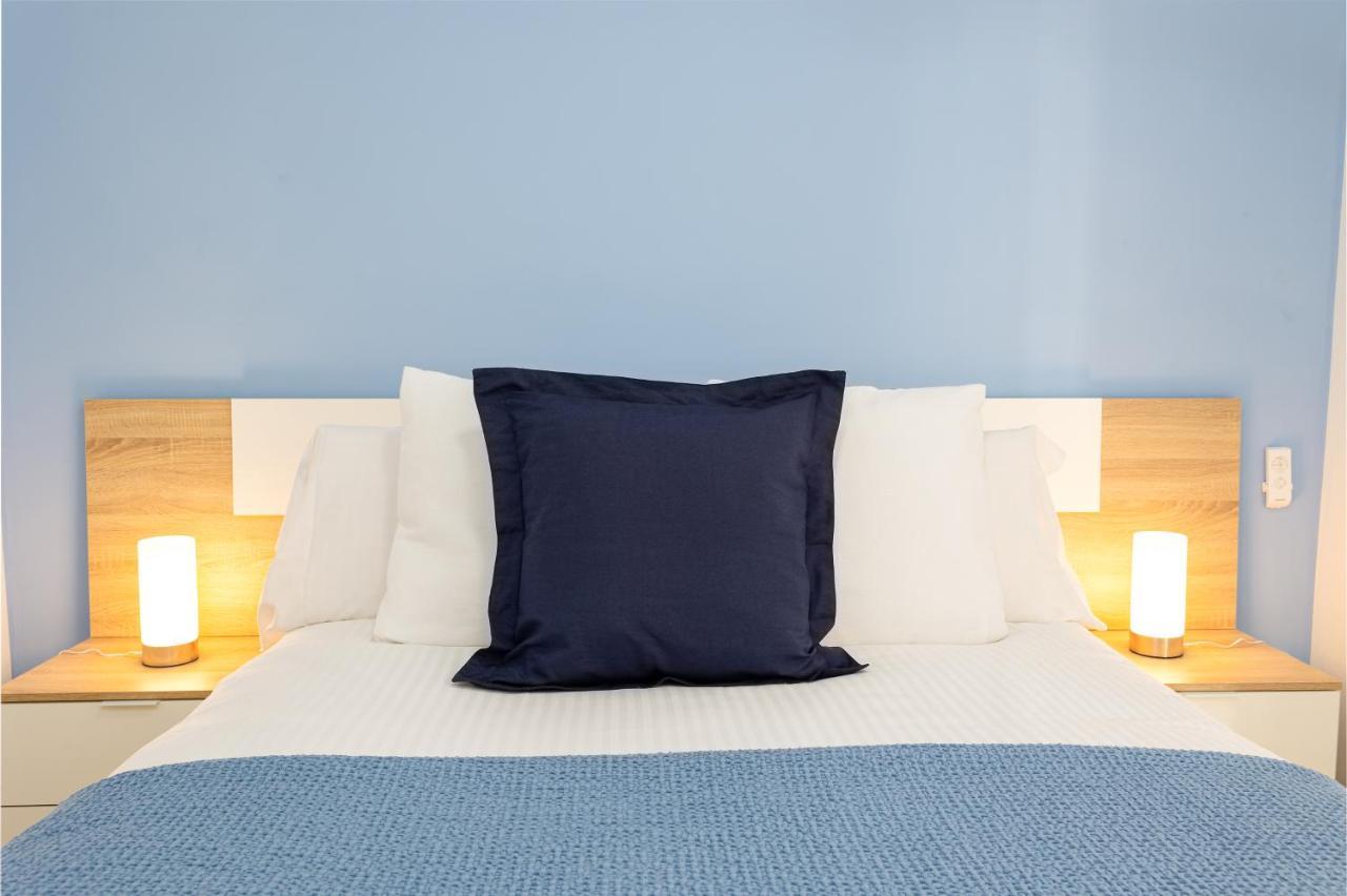 Holidays2Malaga Capuchinos French Balconies, Private Parking, Wifi & Air Con Luaran gambar