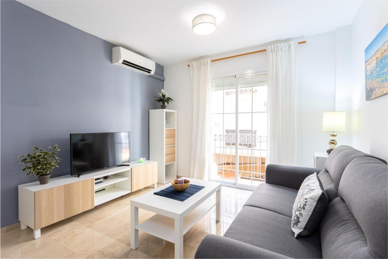 Holidays2Malaga Capuchinos French Balconies, Private Parking, Wifi & Air Con Luaran gambar